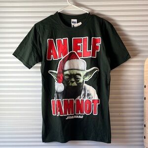 NWT Star Wars Dark Green Yoda Holiday Tee